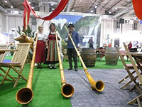 Das Alphorn Ensemble Heide Echo Alphorn Bläser Musikanten